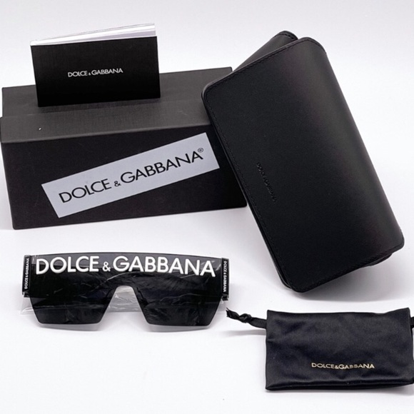 Dolce & GABBANA DG2233 Oversized Sunglasses NWOT